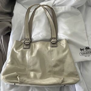 COACH | Vintage Metallic Cowhide Leather Shoulder Bag